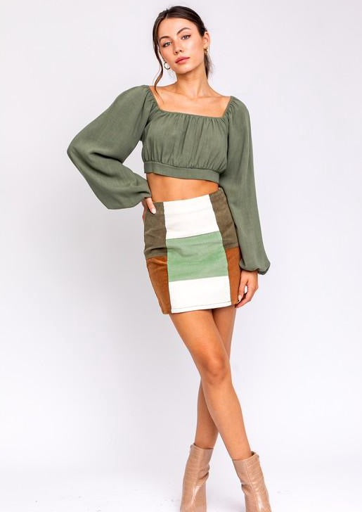 Green skirt outfit quest hotsell