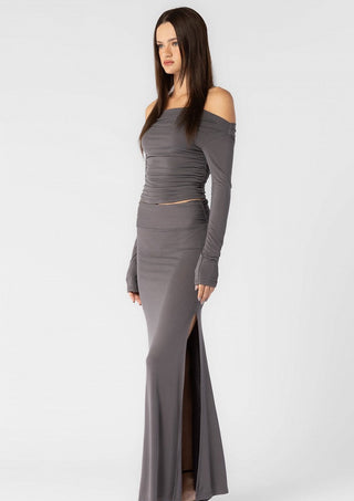 Two-piece set, two-piece skirt set, maxi skirt set, off the shoulder set, fall outfit, fall style, fall outfits, staple pieces, fall fashion