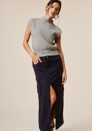 Grey sweater vest, sweater, sweater vest, fall sweaters, cozy sweater, work sweater