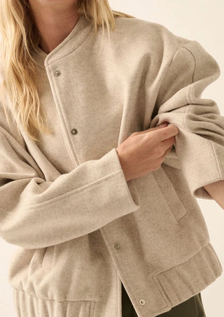 Woven bomber jacket, woven jacket, bomber jacket, jacket for fall, fall jacket, fall outfit, 