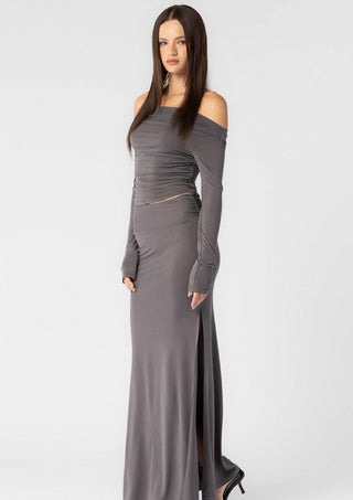 Two-piece set, two-piece skirt set, maxi skirt set, off the shoulder set, fall outfit, fall style, fall outfits, staple pieces, fall fashion