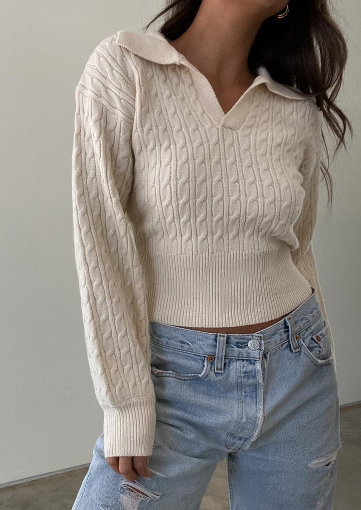 cable knit sweater, cable knit crop top, cable knit cropped sweater, cropped sweater, cream sweater, fall outfit