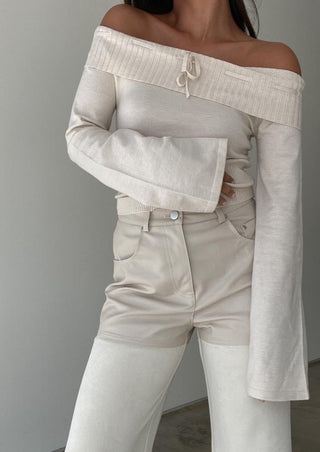 Off The Shoulder Top, off the shoulder sweater, fall sweater, fall outfit, fall style