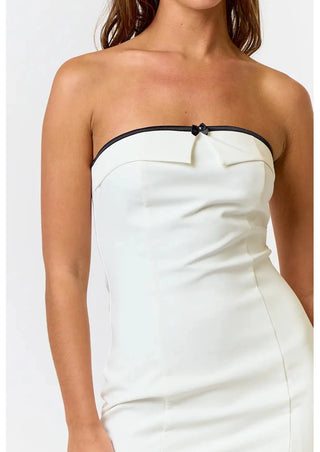 bow contrast detail, bow dress, bow mini dress, mini tube dress, black and white mini tube dress, bridal dress, engagement party dress, rehearsal dinner dress