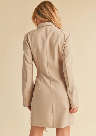 blazer dress, blazer, dress, neutral style, neutral outfit, neutral finds, outfit finds, dress outfit