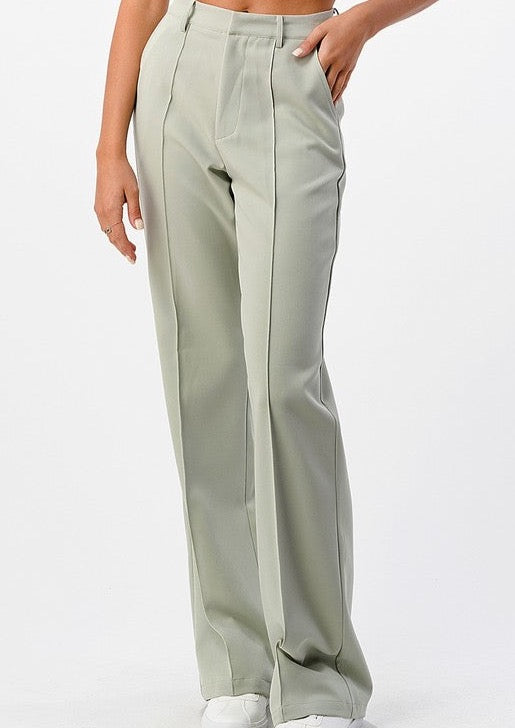 Sage trouser pant, wide leg pant, wide leg trouser pant, pleated pant, pleated trouser pant, pleated trouser, spring outfit, spring ootd.