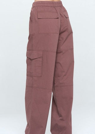 Beige style, spring outfit, outfit inspo, minimal style, outfit ideas, street style, vintage style, retro style, spring aesthetic, outfit for brunch, outfit of the day, outfits, spring style, neutral style, monochromatic style, 