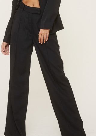 Fall style, fall fashion, fall outfit, fall outfits, fall fashion trends, neutral style, fall style, Pinterest aesthetic, Pinterest fashion, Pinterest inspired, outfit of the day.