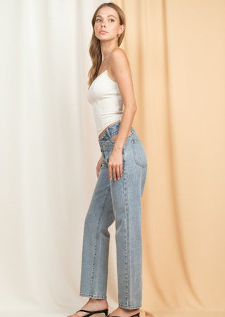 Minimal style, outfit inspo, fashion inspo, spring fashion, neutral fashion, streetwear fashion, streetwear style, casual outfit,