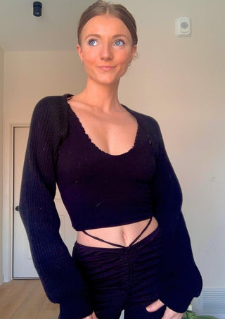 Black tie around waist pant