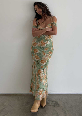 floral dress, floral maxi dress, maxi dress, summer outfit, wedding guest outfit, wedding guest dress, wedding guest maxi dress, dress, summer dress, summer dress outfit