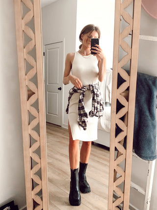 Vintage sleeveless ribbed dress 