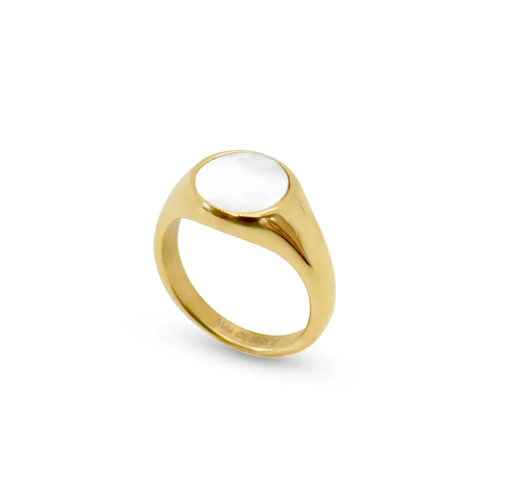 Demi Gold Pearl Singet Ring