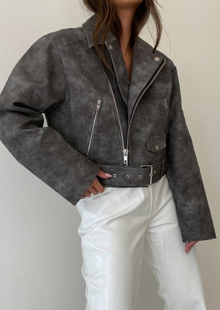 Fall style, fall fashion, fall outfit, fall outfits, fall fashion trends, neutral style, fall style, Pinterest aesthetic, Pinterest fashion, Pinterest inspired, outfit of the day.